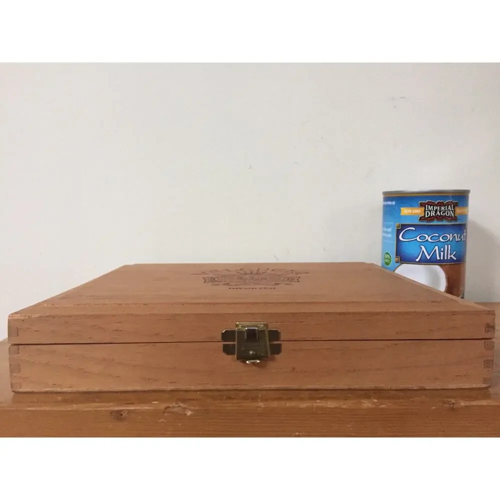 Vintage Antique Style Valencia No 800 Wooden Cigar Trinket Jewelry Box Nicaragua